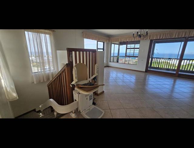 4 BEDROOM HOUSE FOR SALE IN REEBOK